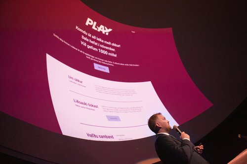FB-Ernir191105-Playair-06.jpg