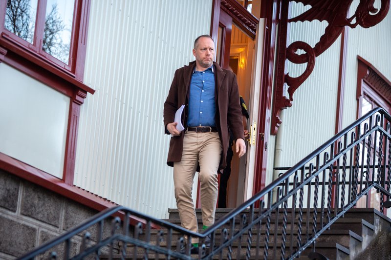 Guðmundur Ingi Guðbrandsson Ráðherrabústað.