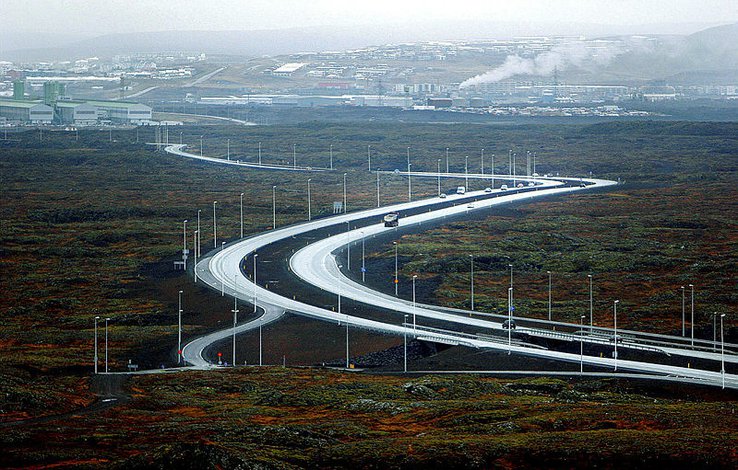 Reykjanesbraut.jpg