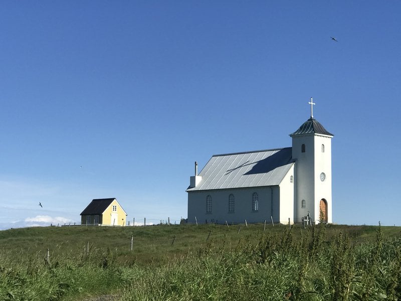 M&H Flateyjarkirkja og Bókhlaðan 2.jpg